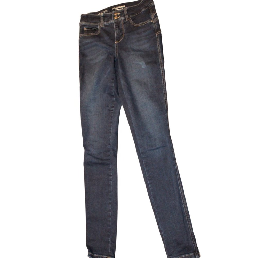 2/$30 🏷 Denver Hayes Hanna Curve Tech Jeans Size 4